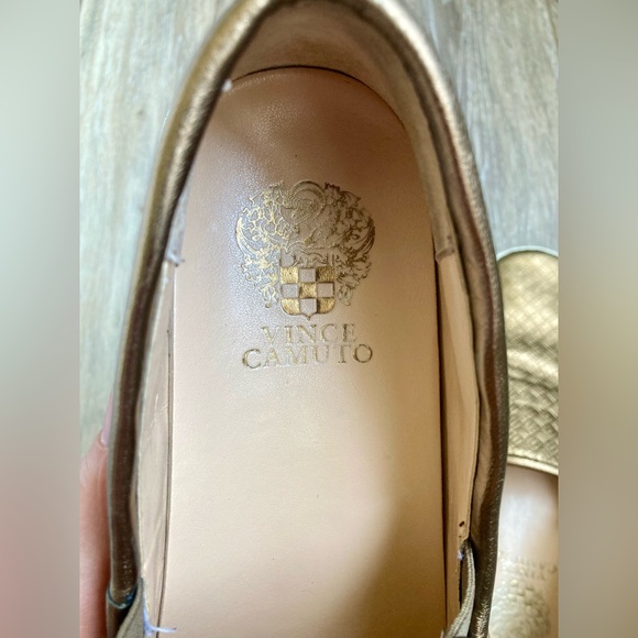 Vince Camuto Gold Loafer 9 - Picture 7 of 9